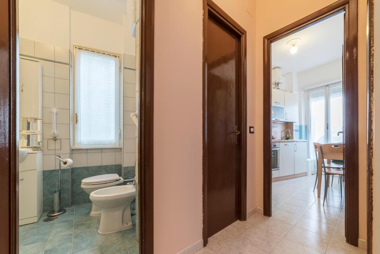San Giovanni Apartment With Balcony Roma Exterior foto